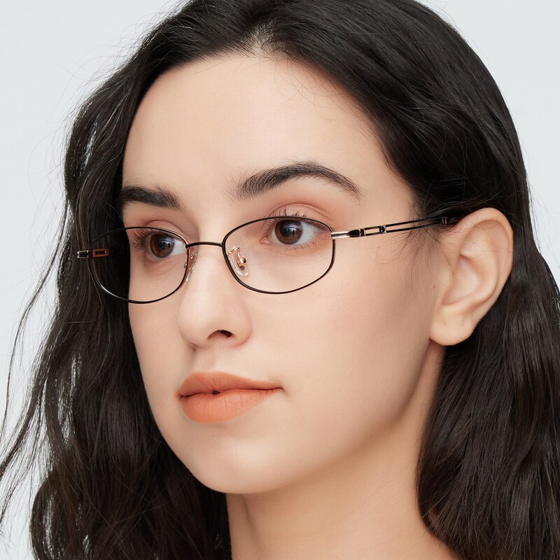 Alieen Black/Golden Oval Titanium Eyeglasses