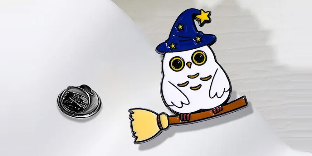 Halloween Owl Witch Badge/Brooch