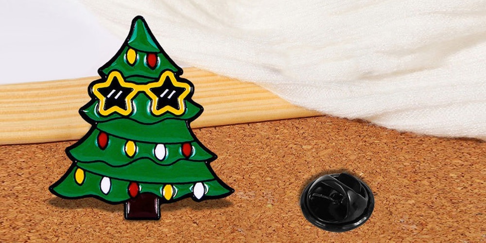 Star Christmas Tree Badge/ Brooch